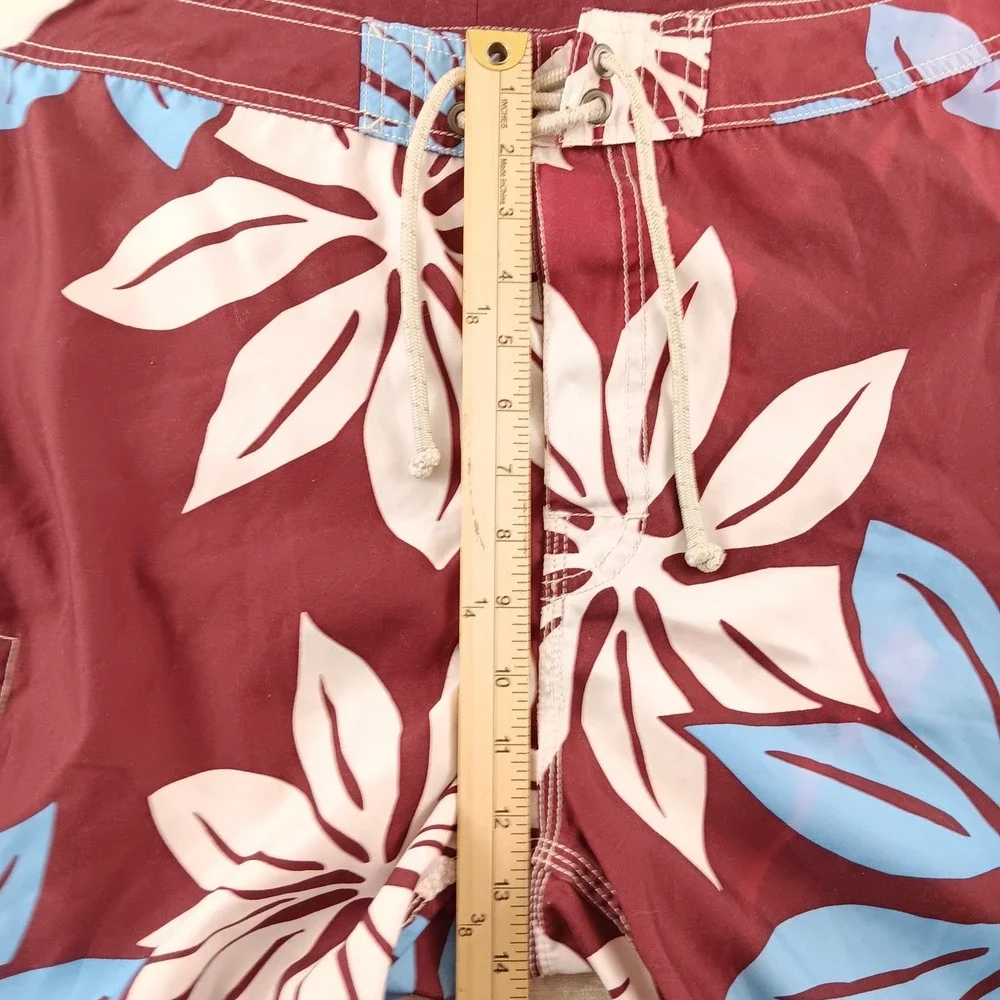 J. Crew Men's Burgundy Floral Swim Trunks Size 38 Cargo‎ Pockets